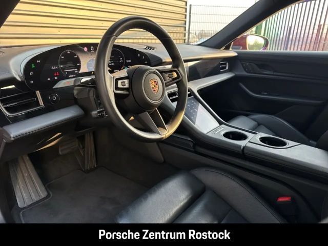 Porsche Taycan 4 Cross Turismo