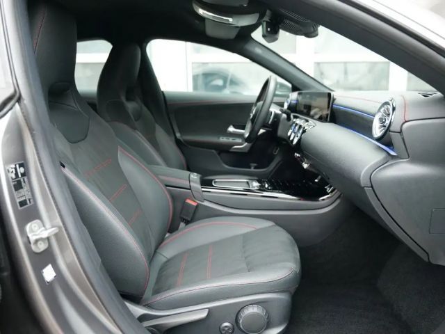 Mercedes-Benz CLA 200 AMG Line CLA 200 d Coupé
