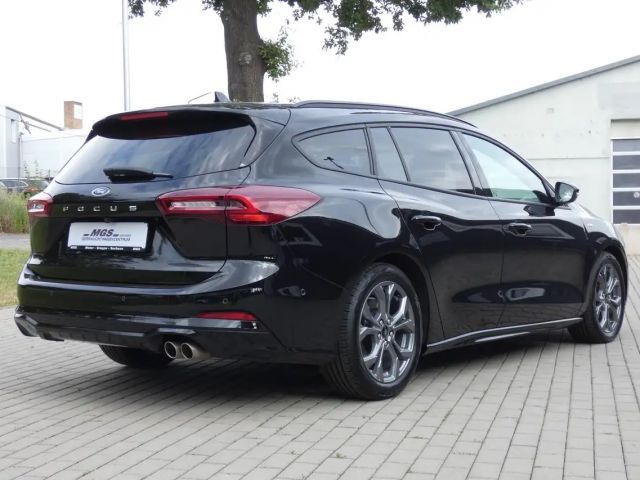 Ford Focus ST Line Wagon