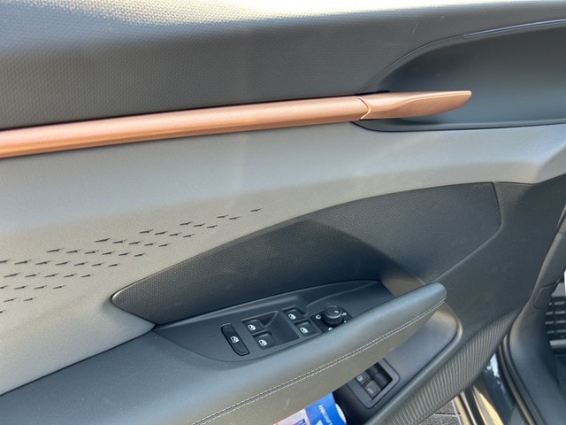 Cupra Terramar 1.5 e-Hybrid