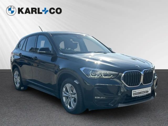 BMW X1 25 e Navi LED  Rückfahrkamera Park-Assistent