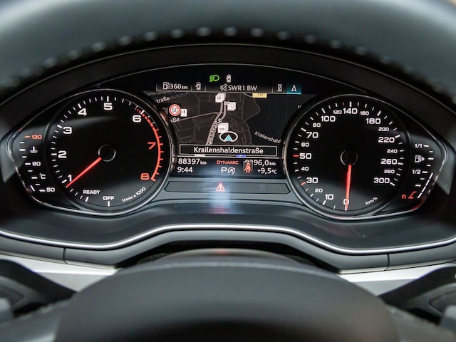 Audi A4 40 TFSI Avant Quattro S-Line S-Tronic