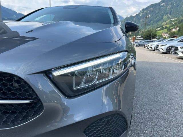 Mercedes-Benz A 180 Hatchback