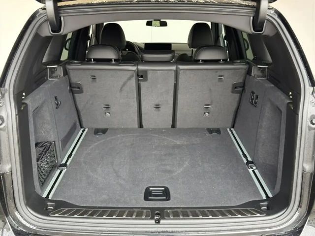 BMW X3 40d Navi.Laser.HuD.360°.ACC.AHK.HarmKar.Pano