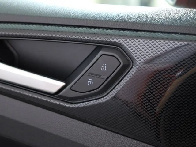 Volkswagen T-Cross Friends TSI