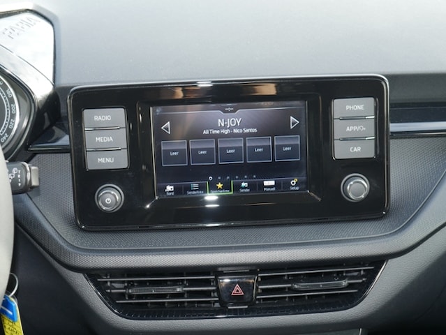 Skoda Fabia 1.0 MPI PDC-hinten LED KLIMAANLAGE LANEASSIST BLUETOOTH