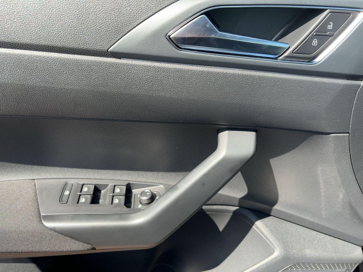 Volkswagen Taigo DSG R-Line Style