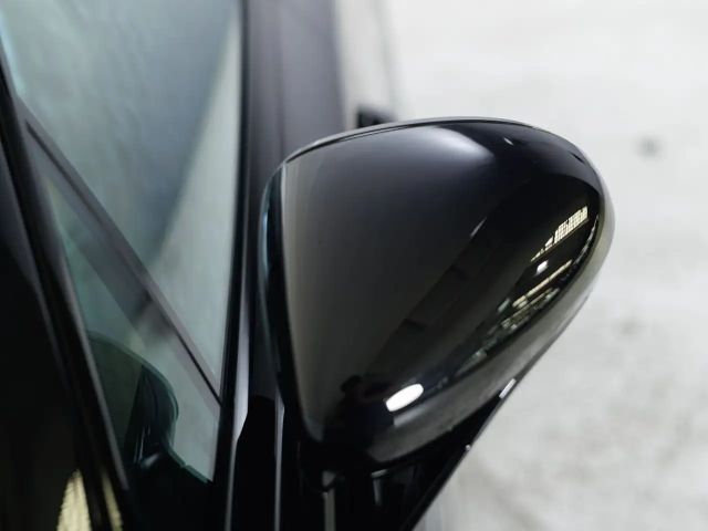 Porsche Panamera 4 E-Hybrid