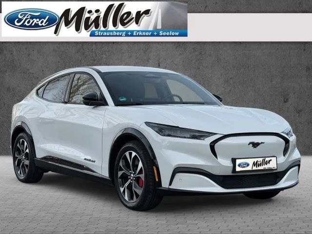 Ford Mustang Mach-E AWD Extended range