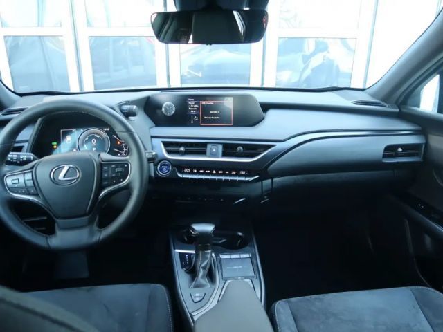 Lexus UX 250h Style Edition