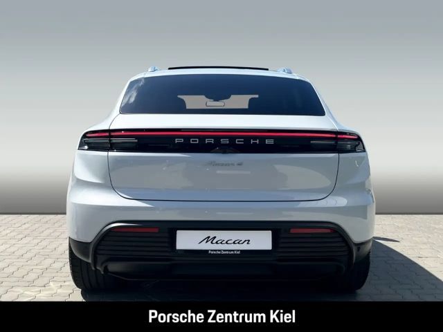 Porsche Macan 4