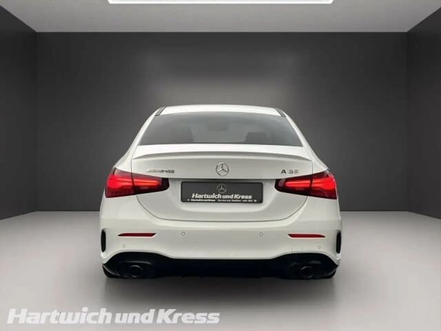 Mercedes-Benz A 35 AMG AMG Line