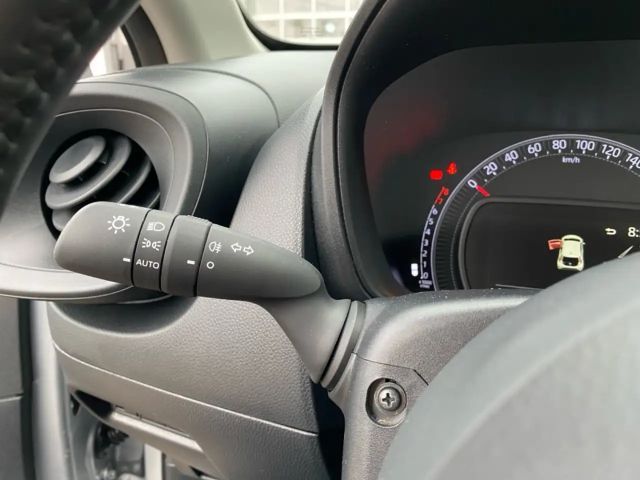 Toyota Aygo X Hatchback Play X-play