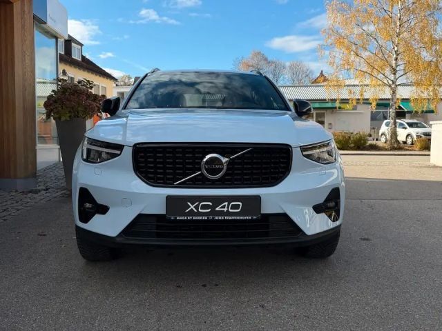 Volvo XC40 Dark Plus