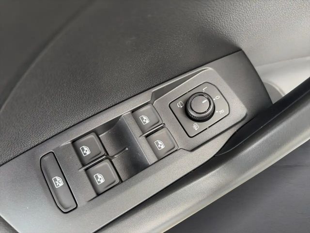 Volkswagen T-Cross 4Me TSI