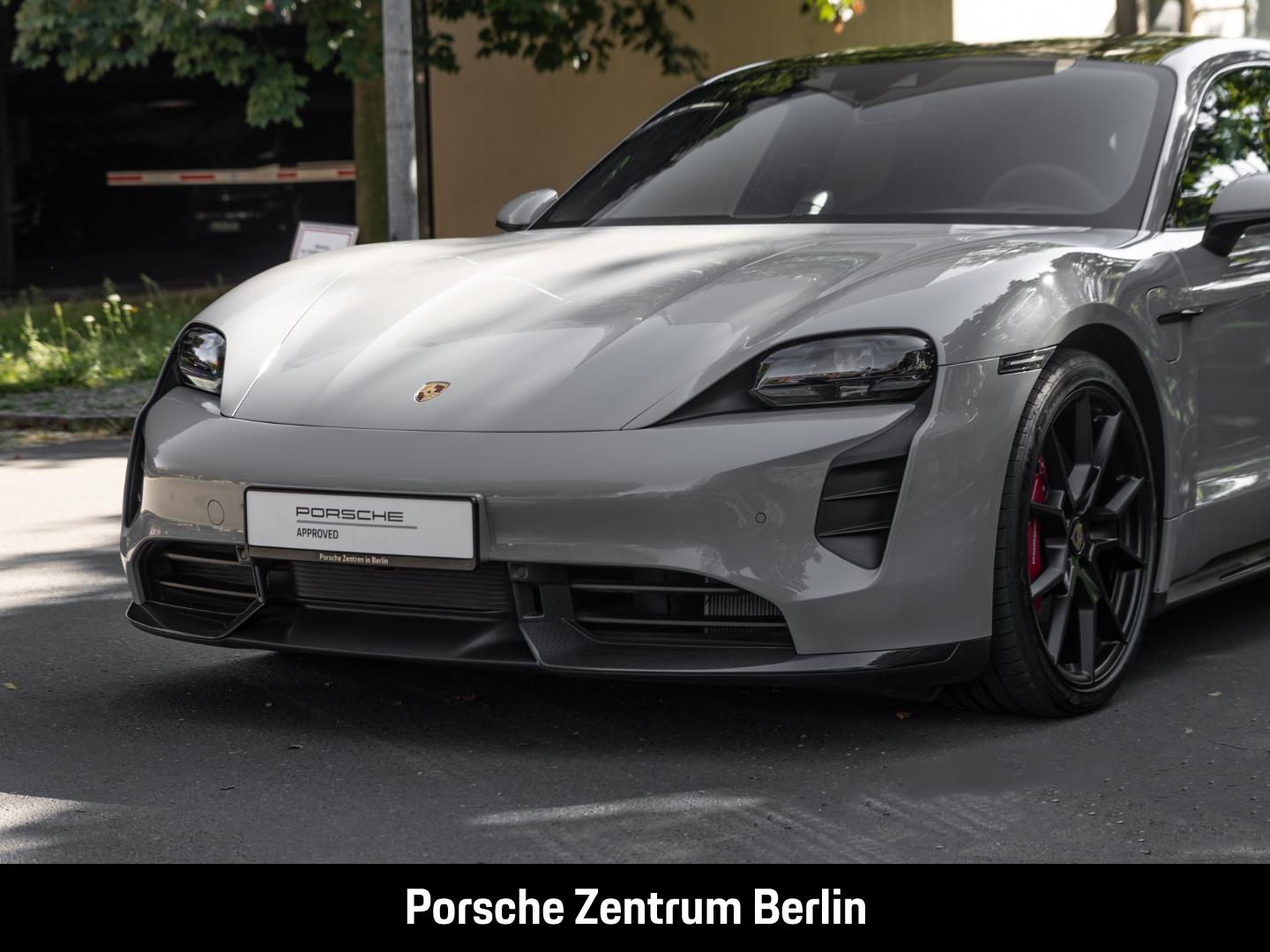 Porsche Taycan GTS Sport Turismo