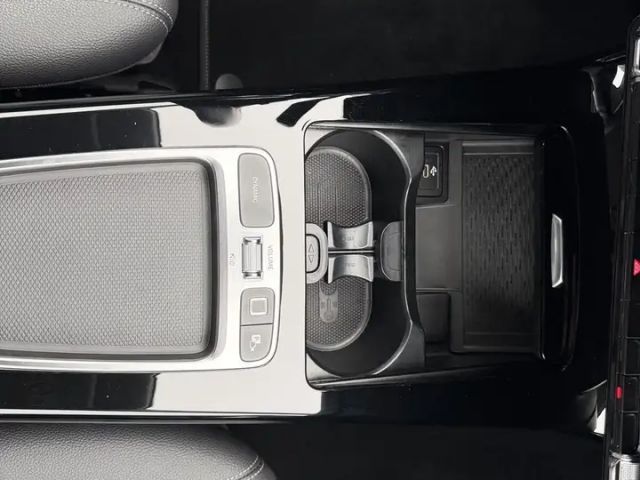 Mercedes-Benz A 180 A 180 d