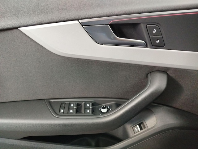 Audi A4 40 TFSI Avant S-Line S-Tronic