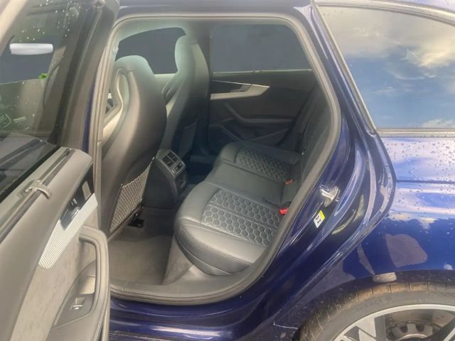 Audi RS4 Avant Quattro