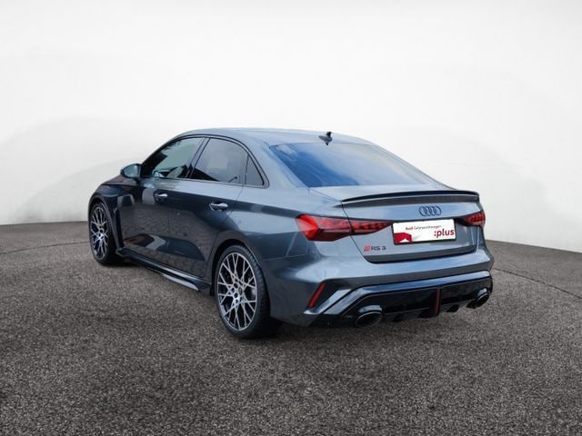 Audi RS3 Quattro S-Tronic Sedan