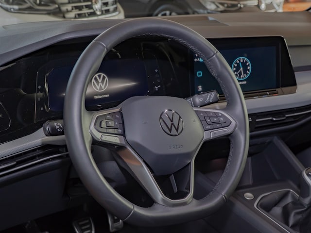 Volkswagen Golf 1.0 TSI Golf VIII Move Variant