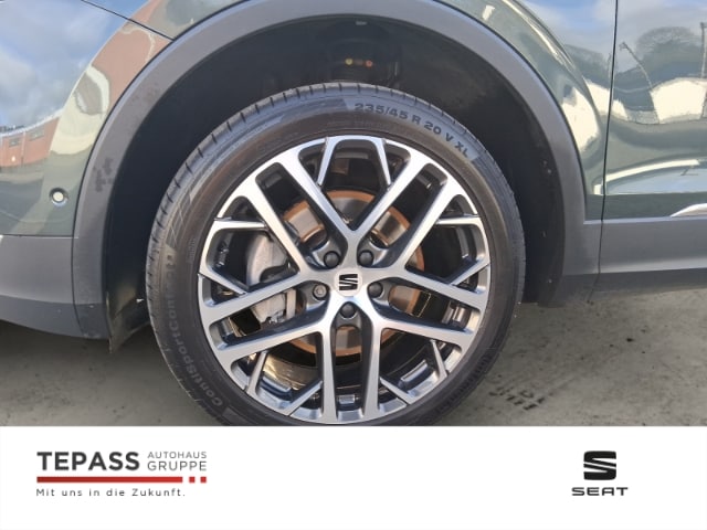 Seat Tarraco 2.0l TSI Xperience NAVI AHK SHZ DCC PANO