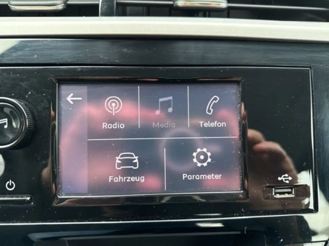 Opel Corsa Musikstreaming DAB Spurhalteass. Verkehrszeichener