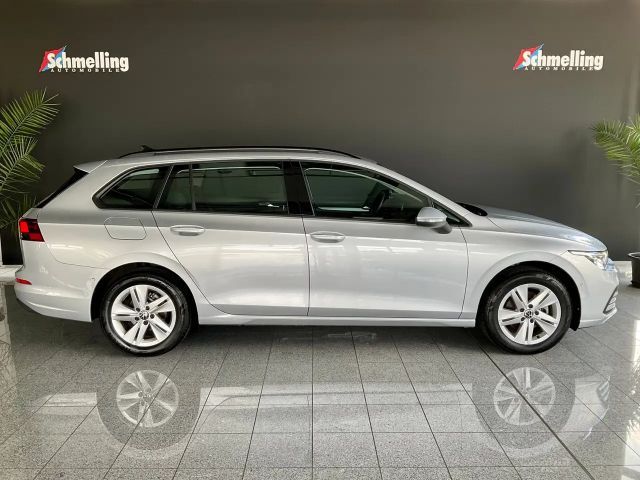 Volkswagen Golf 1.5 TSI DSG Life Variant