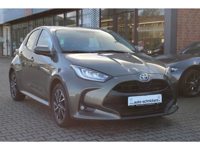 Toyota Yaris Hatchback Hybride Team D