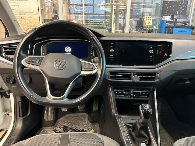 Volkswagen Polo Polo 1.0     StyleBT070 TSIM5F