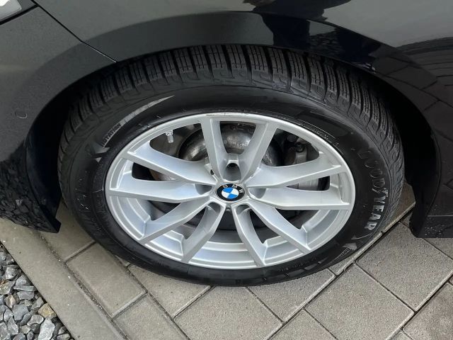 BMW 330 330d M-Sport Touring xDrive