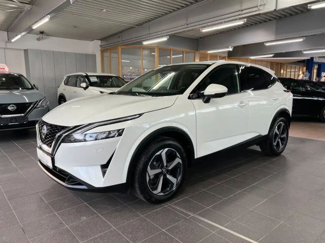 Nissan Qashqai 1.3 Connecta LED+KEYLESS+360°+ACC+VC uvm