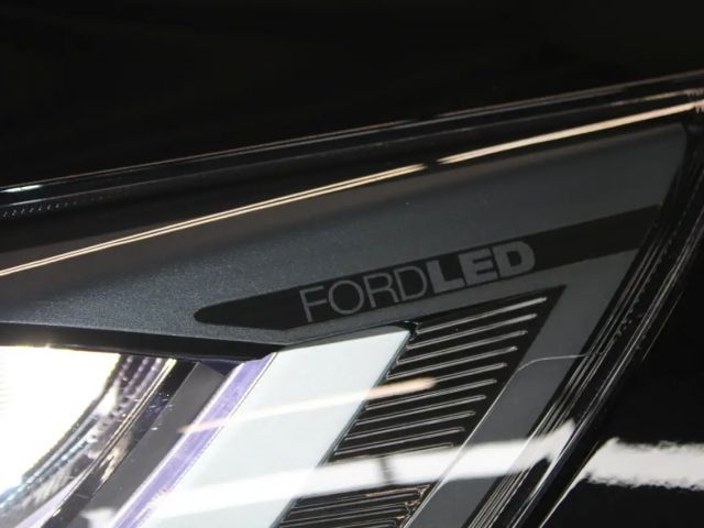 Ford Focus Titanium Wagon