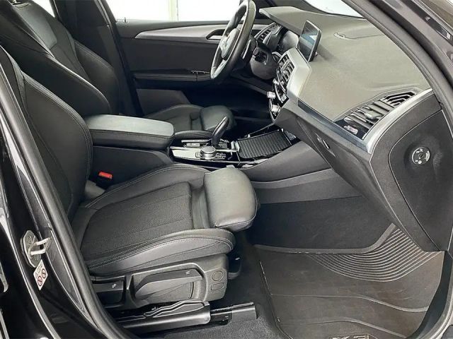 BMW X3 xDrive30e