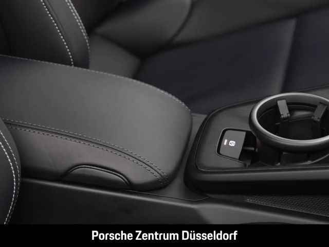 Porsche 992 4 Coupé GTS Targa