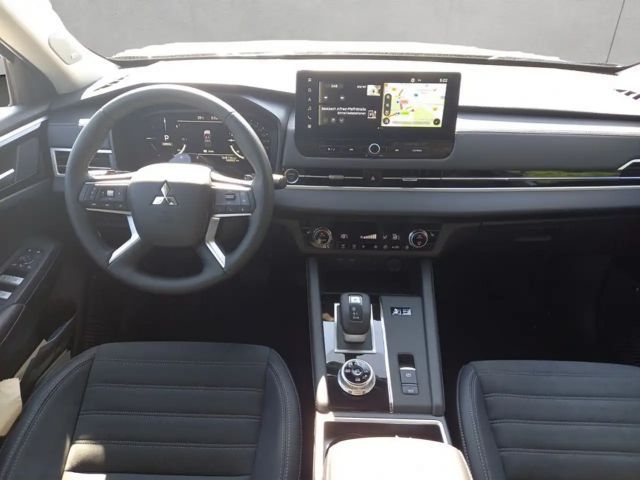 Mitsubishi Outlander 4WD PHEV