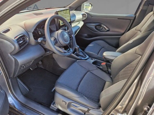 Toyota Yaris Hatchback Style