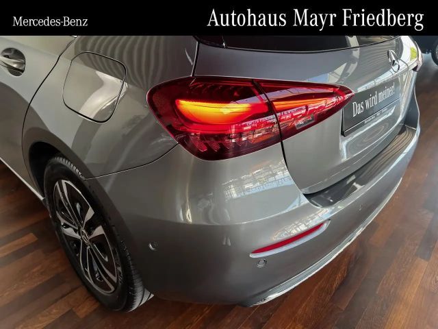 Mercedes-Benz A 200 Progressive