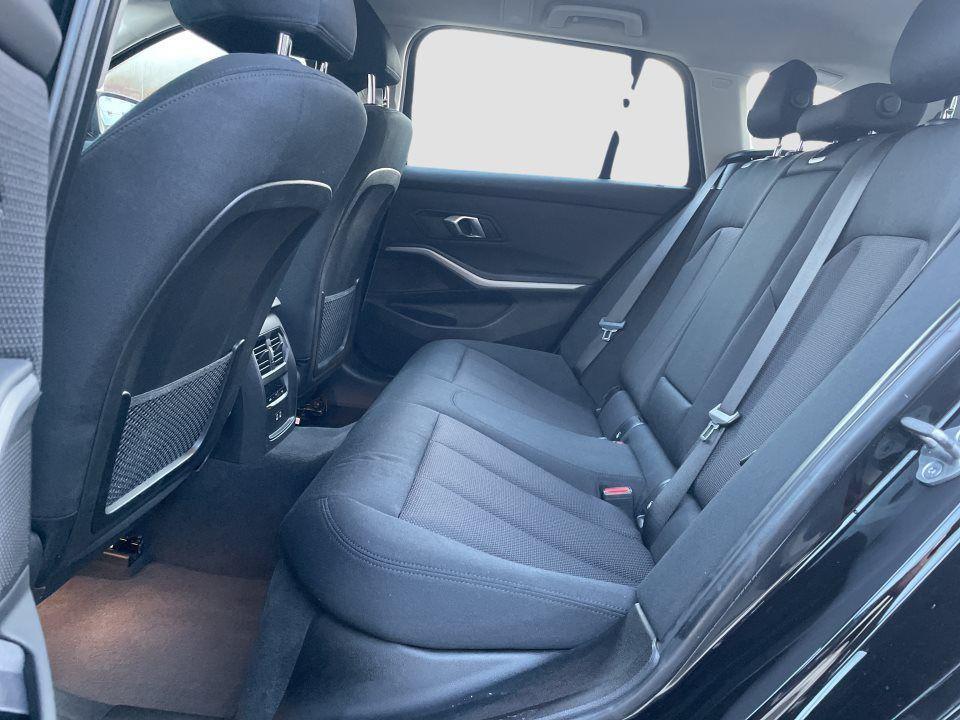 BMW 320 320e Touring