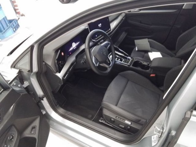 Volkswagen Golf DSG Style eHybrid