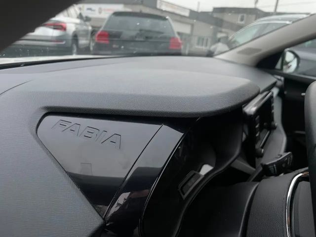 Skoda Fabia 1,0 Neues Modell,* LED, Spurhalteas., Tempomat,..*