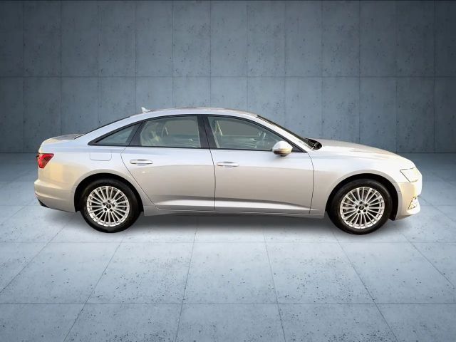 Audi A6 45 TFSI Quattro Sedan