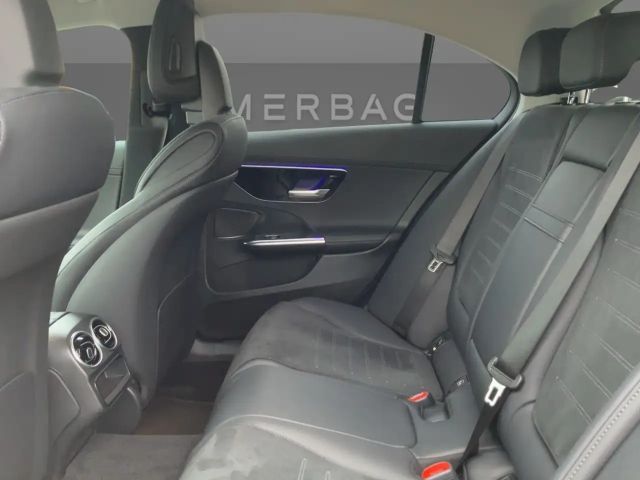 Mercedes-Benz C 300 4MATIC Sedan