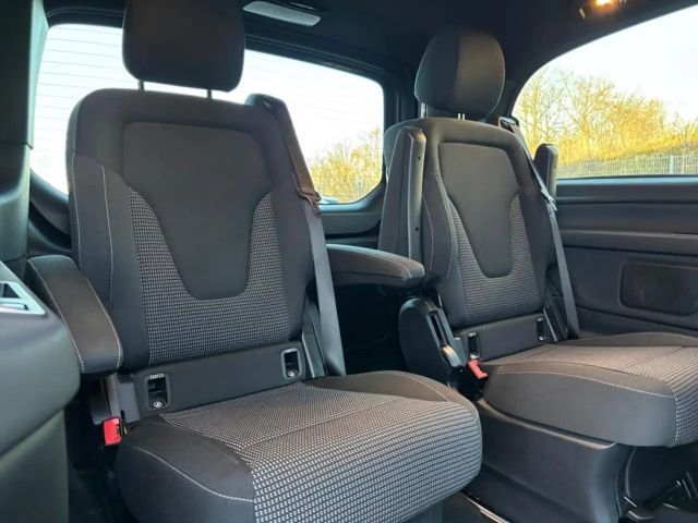 Mercedes-Benz V 300 AMG Line V 300 d