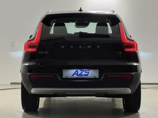 Volvo XC40 Momentum