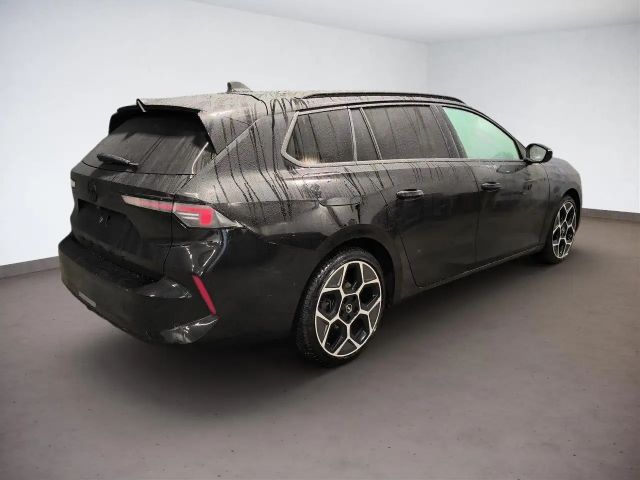 Opel Astra Sports Tourer Ultimate