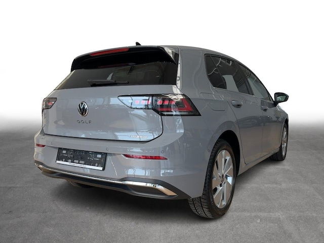 Volkswagen Golf DSG Style eHybrid