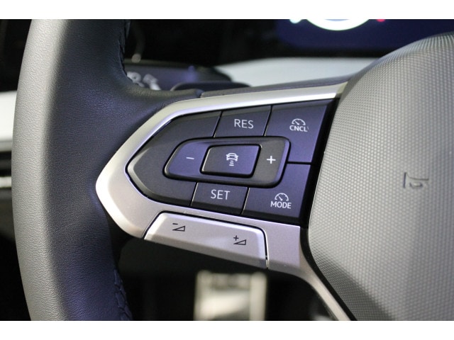 Volkswagen Golf 1.5 eTSI DSG Golf VIII