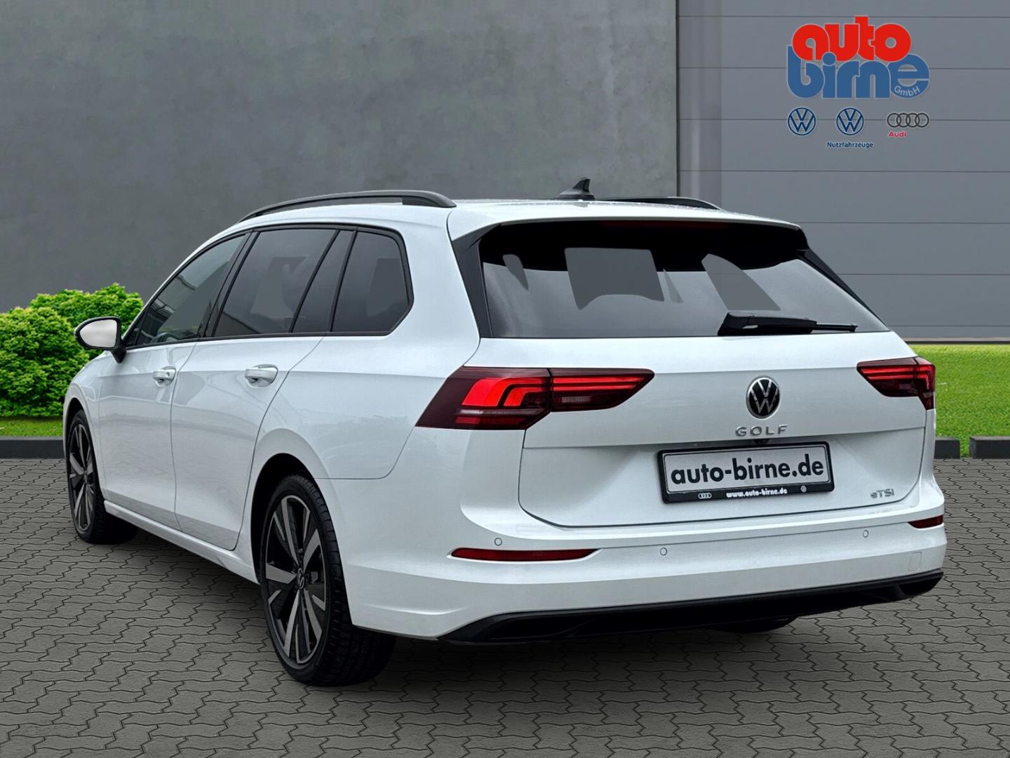 Volkswagen Golf 1.5 eTSI Golf VIII Life Variant