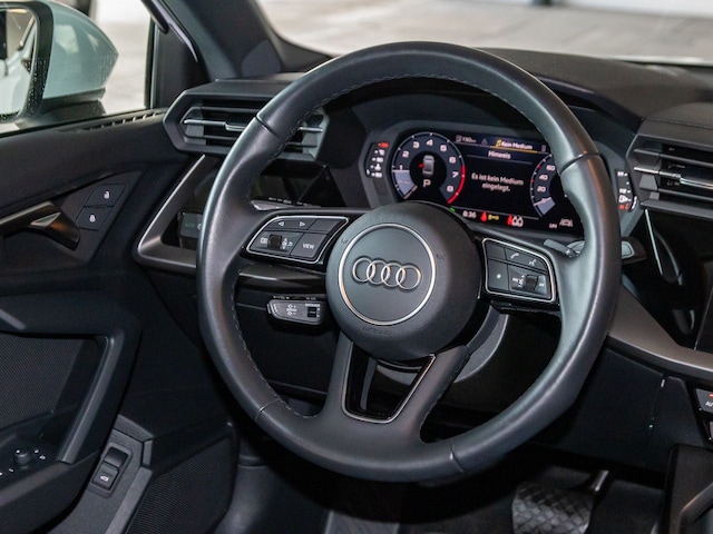 Audi A3 35 TFSI S-Line S-Tronic Sedan